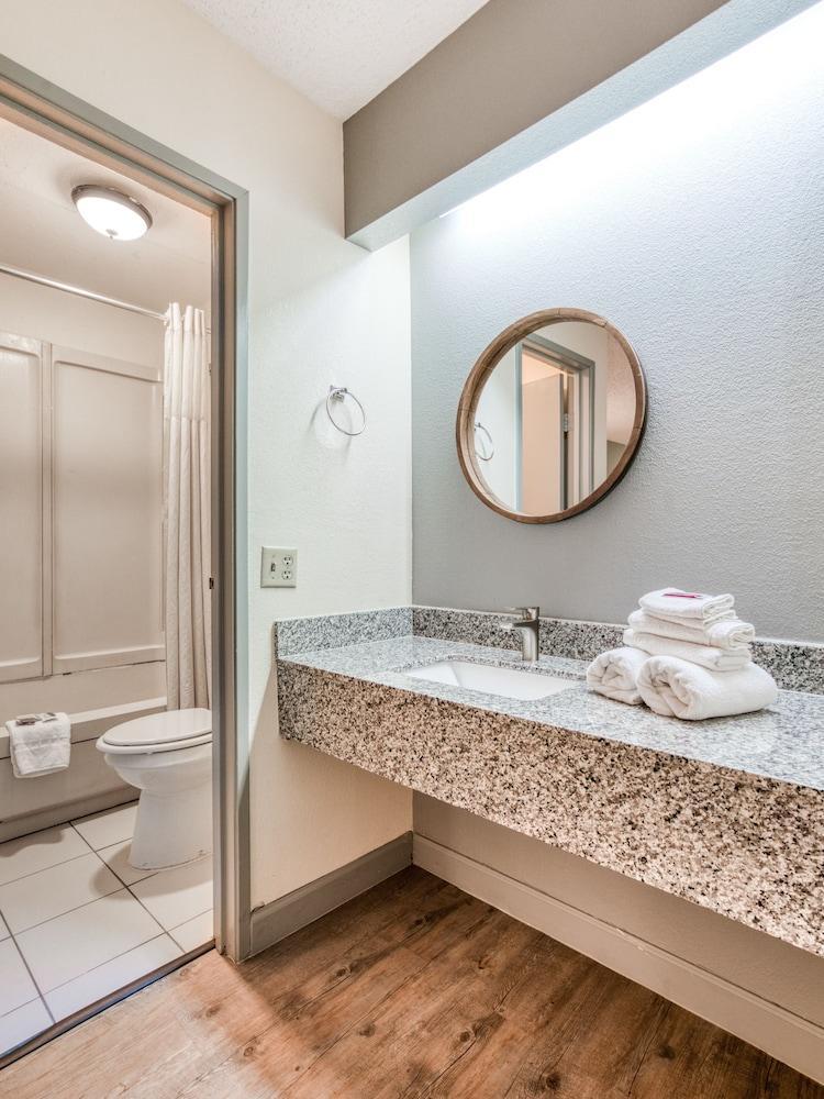 Dallas Love Field Inn Bagian luar foto