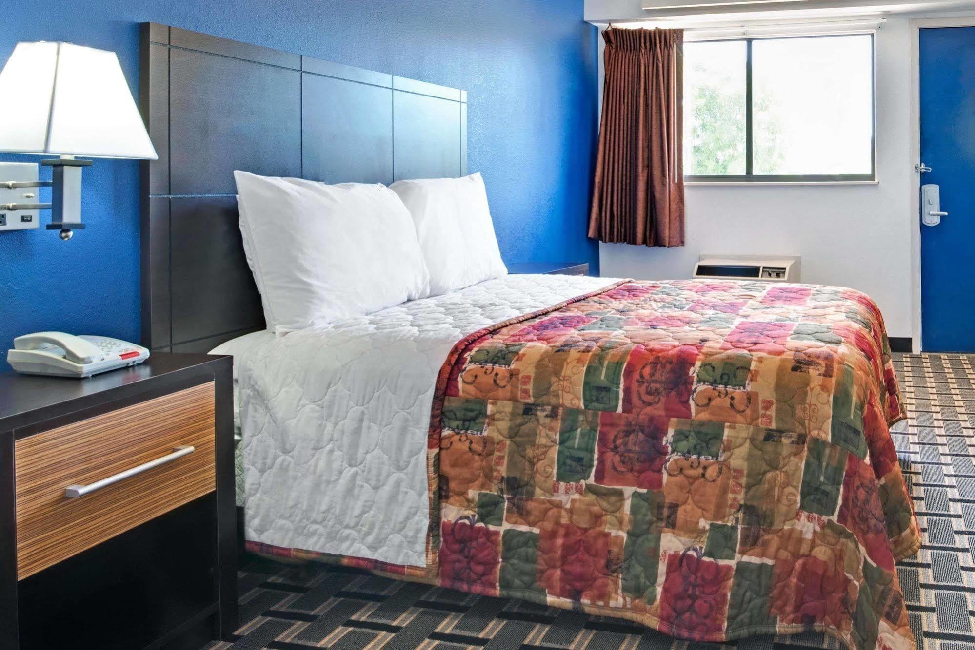Dallas Love Field Inn Bagian luar foto